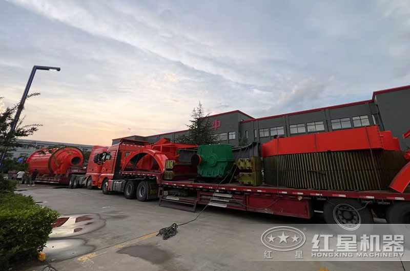 設備裝車發(fā)貨現(xiàn)場